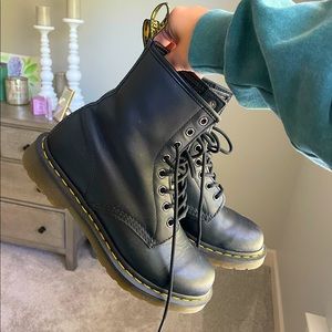 Doc Marten 1460s